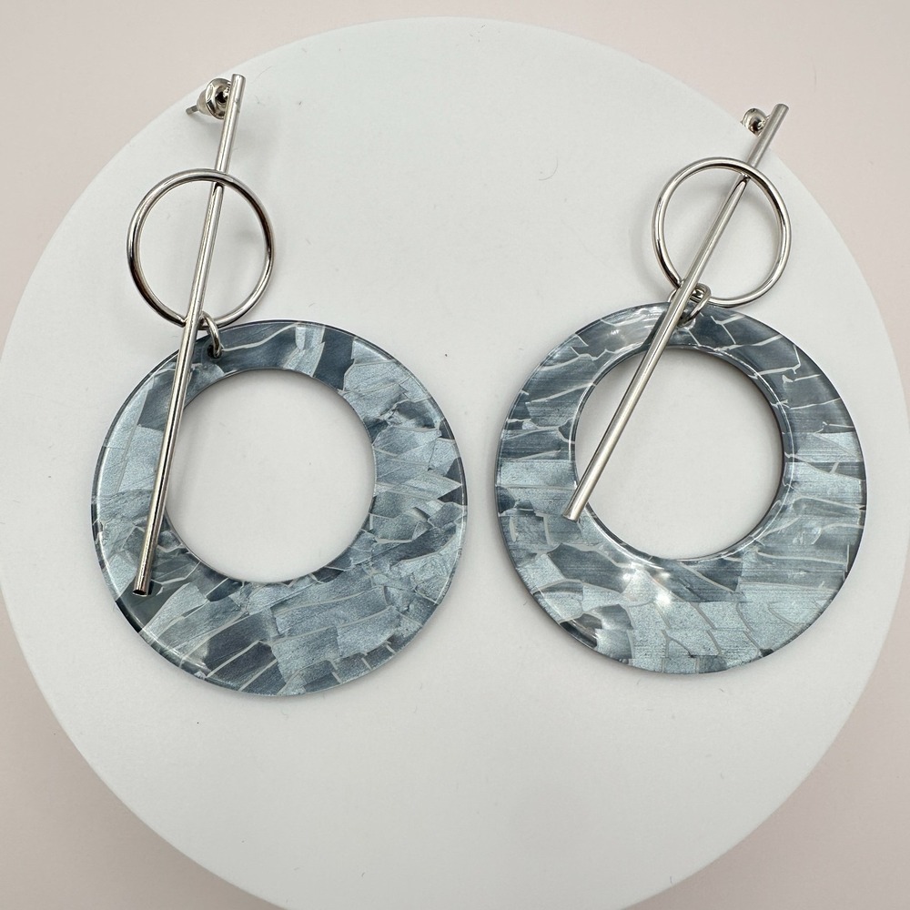 Vintage Y2K Silver Tone Grey Marbled Resin Hoop Dangle Earrings Retro Jewelry